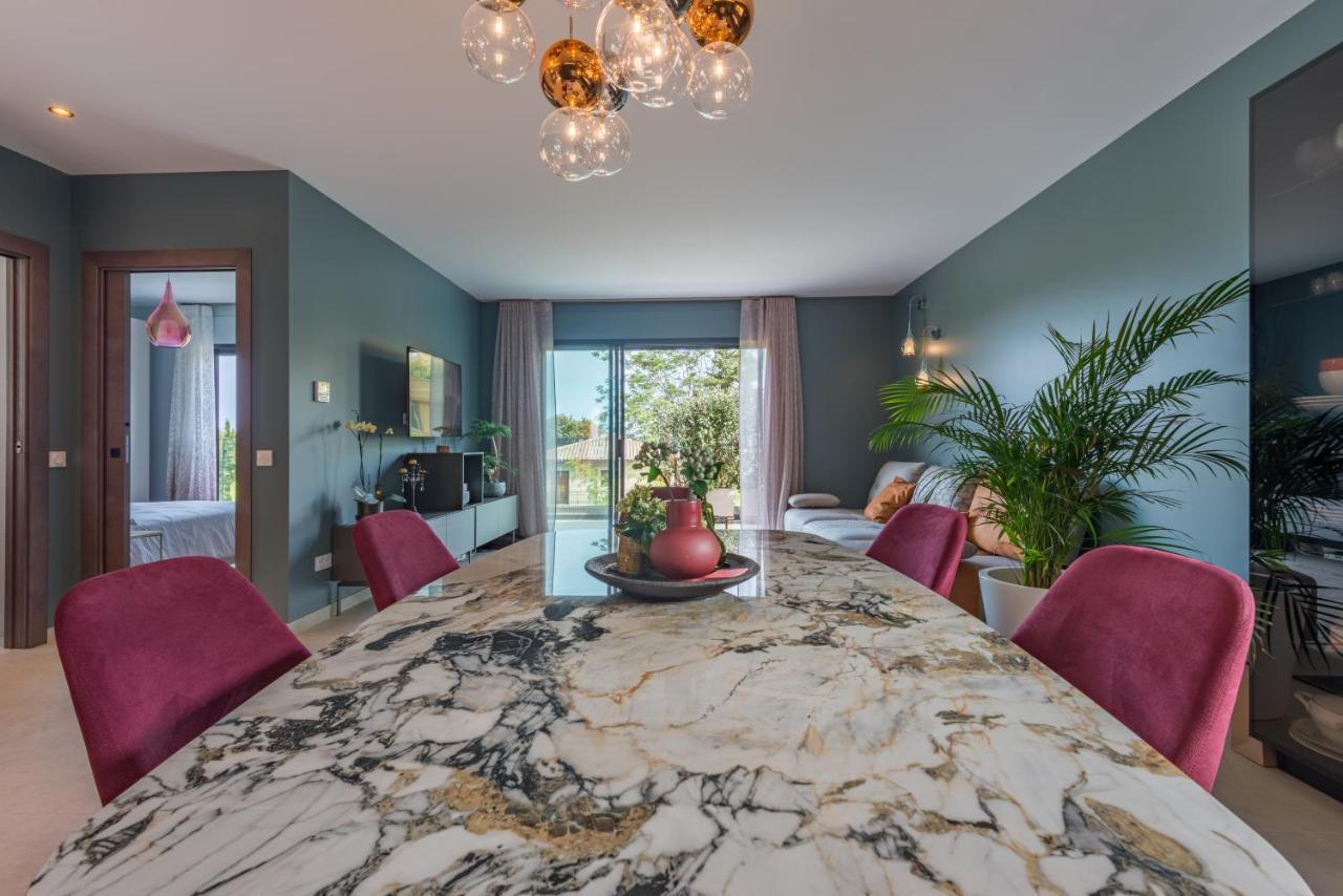 אזה Deluxe Villa Graziella 200 M From The Beach מראה חיצוני תמונה
