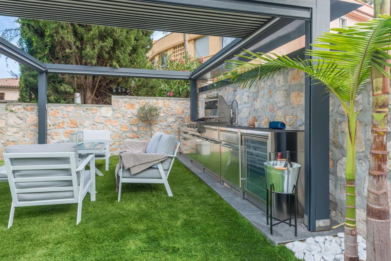 אזה Deluxe Villa Graziella 200 M From The Beach מראה חיצוני תמונה