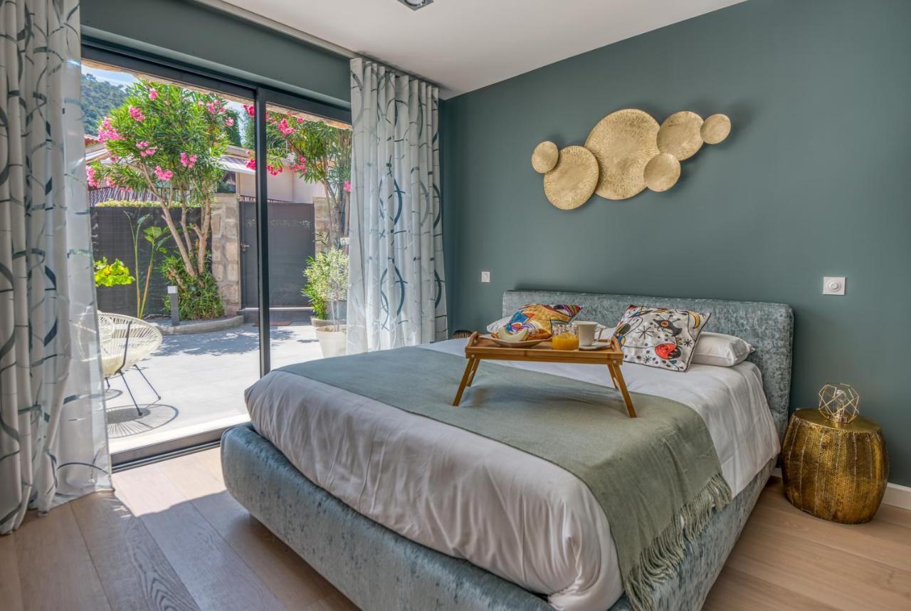 אזה Deluxe Villa Graziella 200 M From The Beach מראה חיצוני תמונה