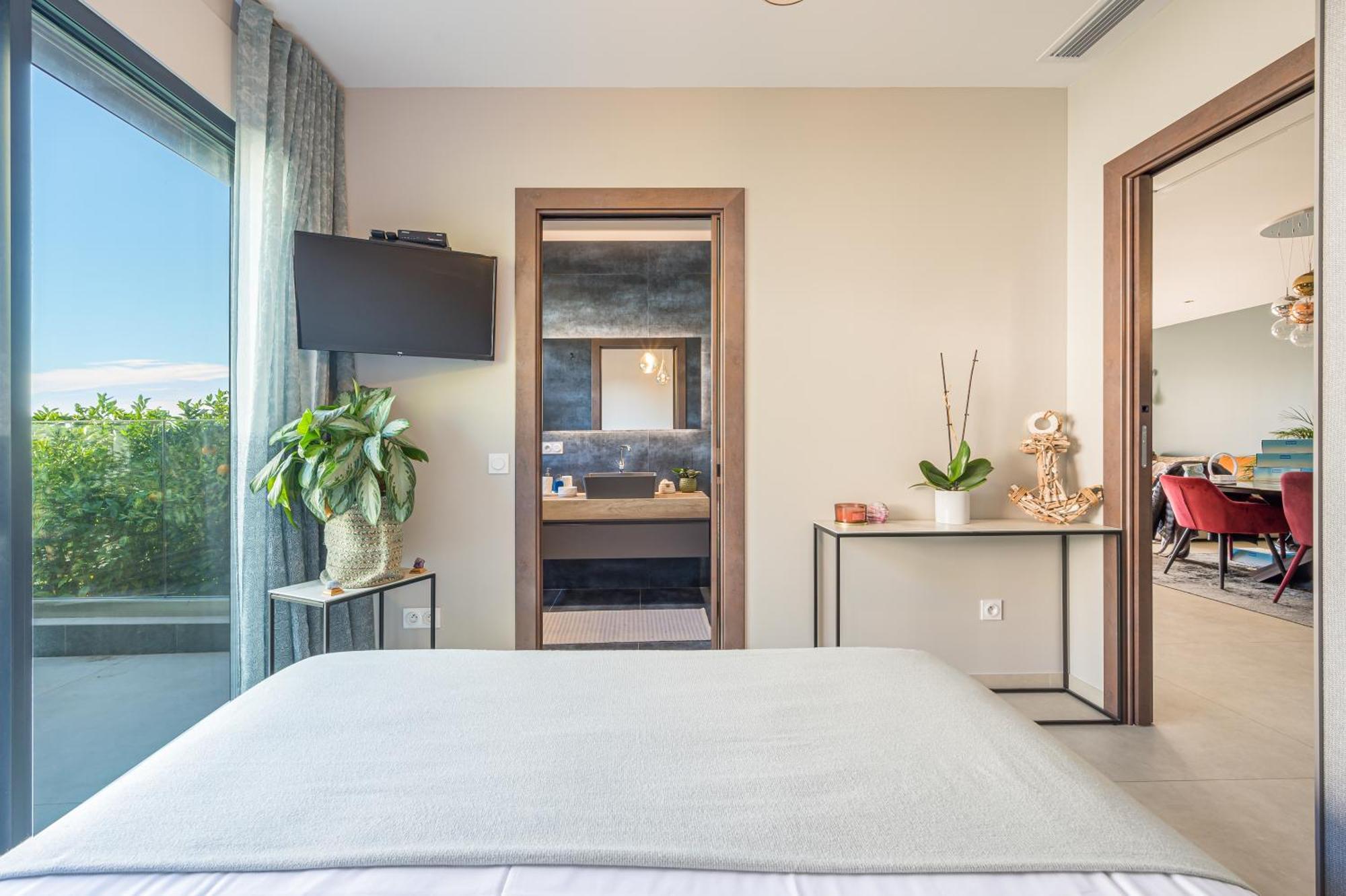 אזה Deluxe Villa Graziella 200 M From The Beach מראה חיצוני תמונה