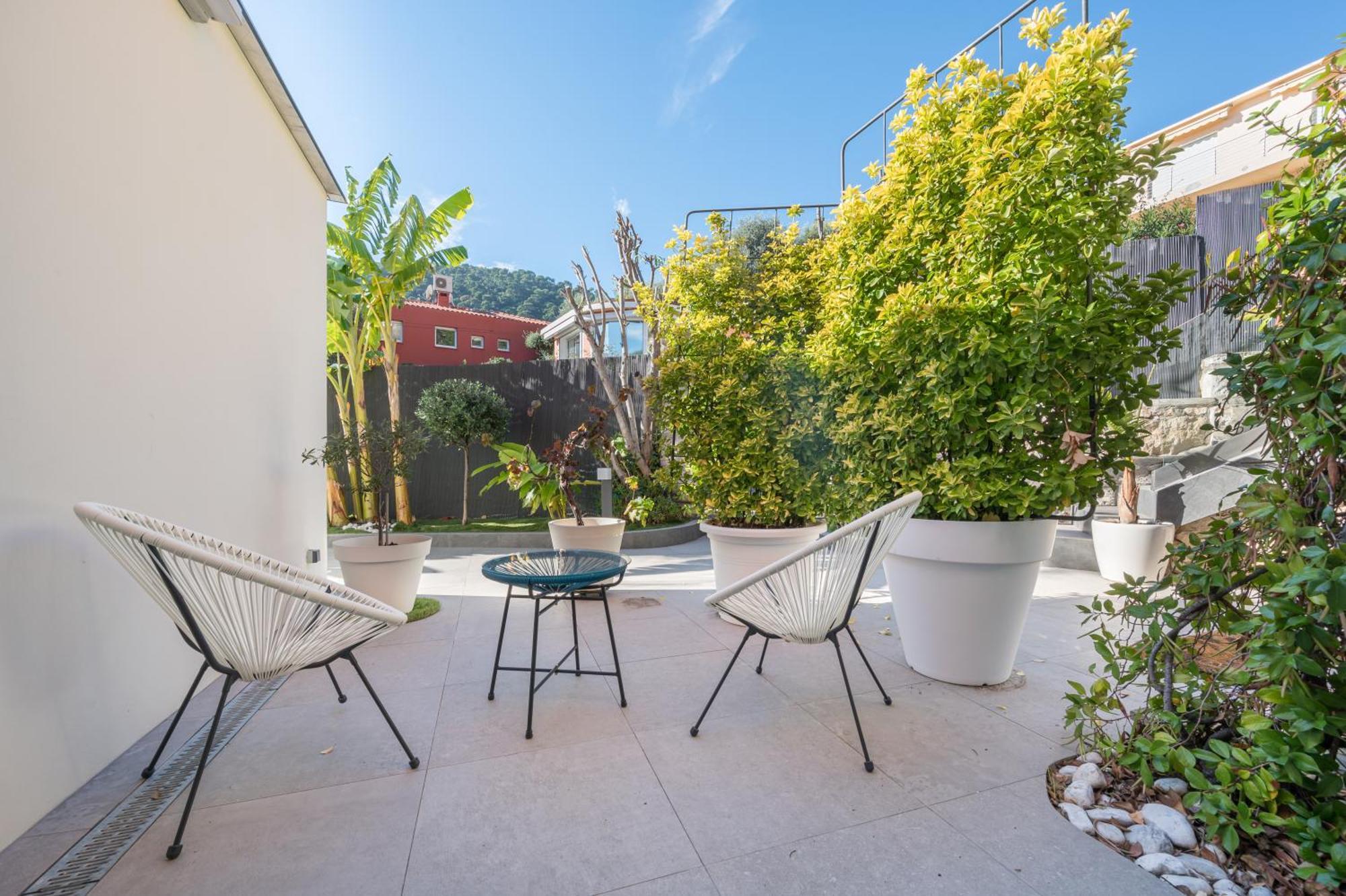 אזה Deluxe Villa Graziella 200 M From The Beach מראה חיצוני תמונה